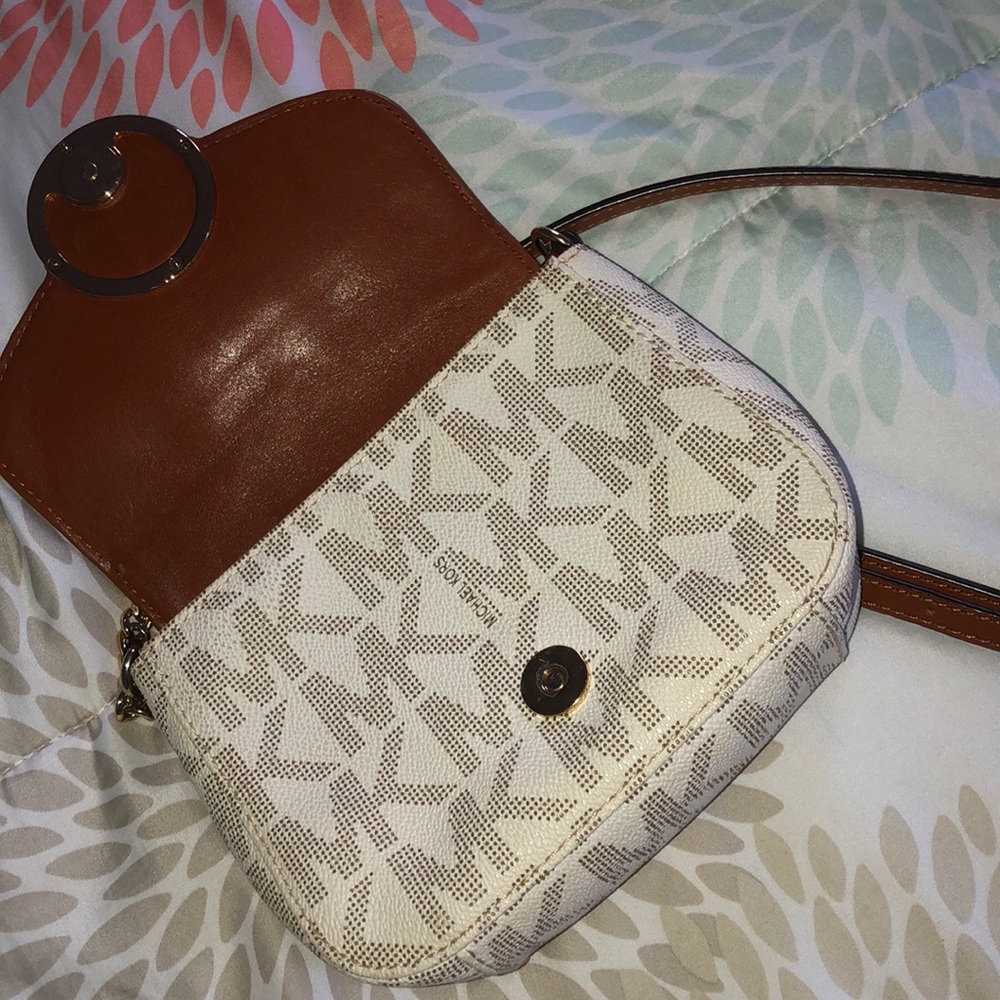 Michael Kors crossbody bag - Picture 6 of 7